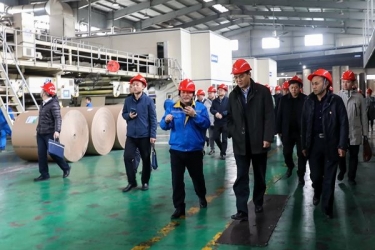 国度邮政局赵民一行光临腾博官网诚信为本调研快递包装绿色治理试点工作