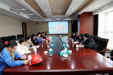 浙江省经信厅机关党委二级巡视员孙自强一行光临腾博官网诚信为本纸业发展岁末岁首安全出产督导