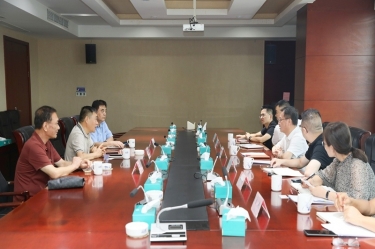 江山市委副书记、市长徐明峰率队赴腾博官网诚信为本纸业调研