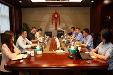 中国进出口银行浙江省分行行长彭豪一行光临腾博官网诚信为本纸业发展银企高层座谈活动